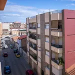 Rent a room of 110 m² in valencia