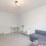 Rent 2 bedroom flat in Edinburgh