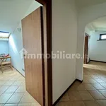 Affitto 3 camera appartamento di 95 m² in Mandello del Lario