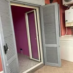 Affitto 2 camera appartamento di 67 m² in Naples