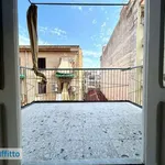 Affitto 3 camera appartamento di 100 m² in Palermo