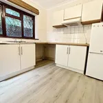 Rent 3 bedroom house in South East England