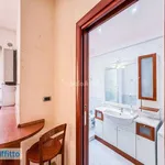 Rent 2 bedroom apartment of 62 m² in Naples