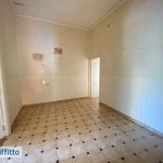 Affitto 3 camera appartamento di 85 m² in Naples