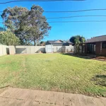 Rent 3 bedroom house in Nowra