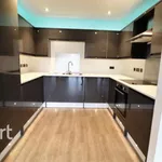 Rent 1 bedroom flat of 49 m² in Newport