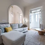 Rent 3 bedroom apartment of 1615 m² in Porto