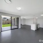 Rent 4 bedroom house in  Oran Park NSW 2570                        