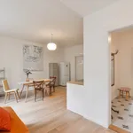 Pronajměte si 1 ložnic/e byt o rozloze 83 m² v Prague