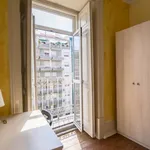 Rent 7 bedroom apartment in Lisbon