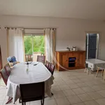 Maison de 200 m² avec 6 chambre(s) en location à Nailloux