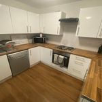 Rent 6 bedroom flat in South East England