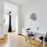 Rent 1 bedroom apartment of 29 m² in Levallois-Perret