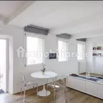 Rent 1 bedroom apartment of 43 m² in Florence