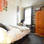 Rent 8 bedroom house in Leeds