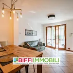 Affitto 2 camera appartamento di 74 m² in Annone di Brianza