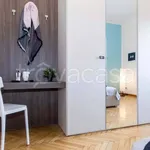 Rent 4 bedroom apartment of 50 m² in Milano