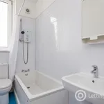 Rent 3 bedroom apartment in Edinburgh