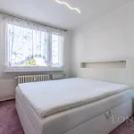 Pronajměte si 3 ložnic/e byt o rozloze 72 m² v Odolena Voda