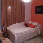 Rent a room of 90 m² in Almeria