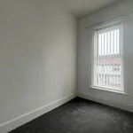 Rent 3 bedroom flat in North East England