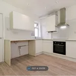 Rent 3 bedroom house in East Midlands