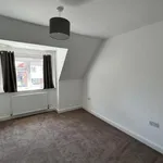 Rent 5 bedroom flat in South East England