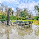 Rent 5 bedroom house of 600 m² in London