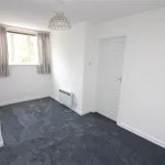 Rent 3 bedroom apartment in Paisley