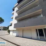 Rent 4 bedroom apartment of 99 m² in Bari