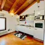 Rent 5 bedroom house of 95 m² in Pordenone