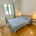 Rent 3 bedroom apartment of 110 m² in florence