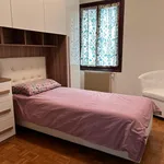 Rent a room of 10 m² in Vicenza