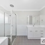 Rent 4 bedroom house in Hamlyn Terrace