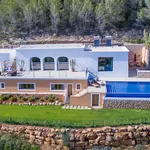 Rent 5 bedroom house in Ibiza