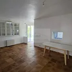 Appartement de 65 m² avec 3 chambre(s) en location à Aspères