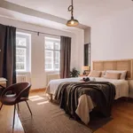 Rent 3 bedroom apartment of 103 m² in Berlin