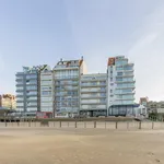 Appartement met frontaal zeezicht te Knokke