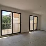 Appartement de 167 m² avec 6 chambre(s) en location à Nîmes