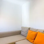 Rent 1 bedroom apartment of 35 m² in lisbon