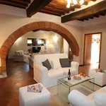 Rent 8 bedroom apartment of 350 m² in Civitella in Val di Chiana