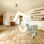 Rent 3 bedroom house of 180 m² in jesi