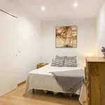 Rent 1 bedroom apartment of 40 m² in lisbon