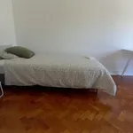 Rent 5 bedroom apartment in Lisbon