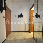 Rent 5 bedroom apartment of 95 m² in Genoa