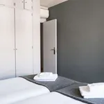 Rent 4 bedroom apartment in madrid