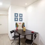 Rent 1 bedroom apartment in Lisbon