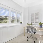 Rent 2 bedroom apartment in Coogee