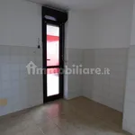 Affitto 2 camera appartamento di 57 m² in Genoa