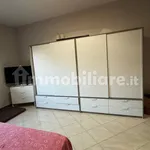 Rent 4 bedroom apartment of 75 m² in Bari